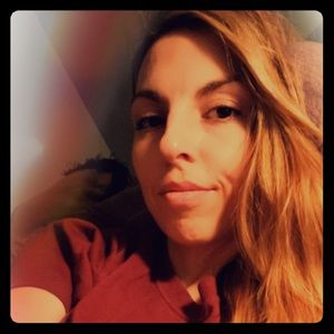 Meet your Posher, Iva